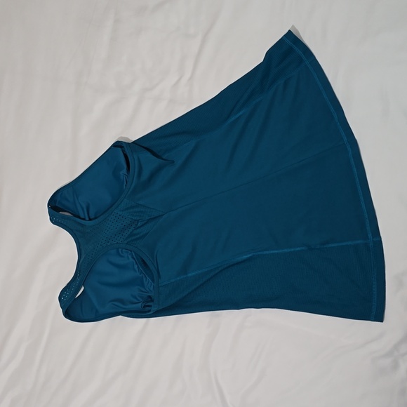 Fila Sport Mesh Back Built-In Bra Tank Medium - Picture 6 of 9